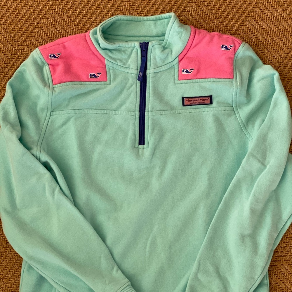 Vineyard Vines Girls XLarge zipper whale pull over